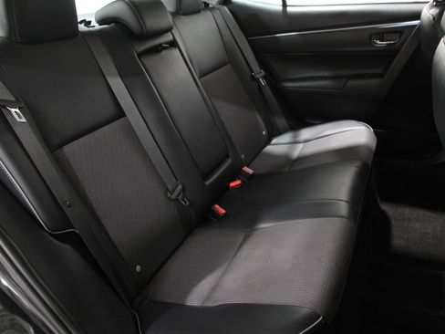 Used 2016 Toyota Corolla LE image 15