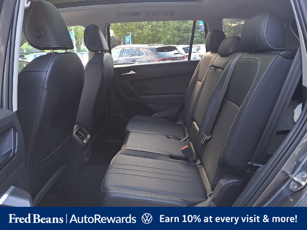 Certified 2023 Volkswagen Tiguan SE w/ Panoramic Sunroof Package FWD image 14