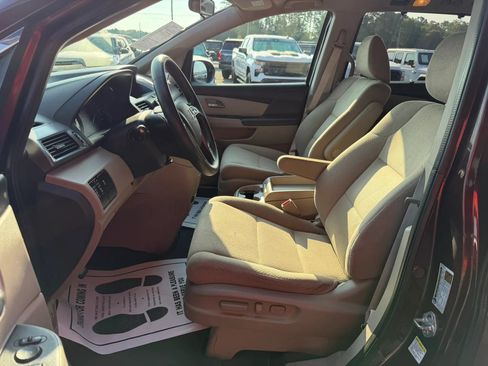 Used 2014 Honda Odyssey EX image 5
