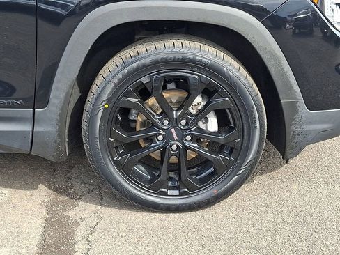 Certified 2022 GMC Terrain SLE w/ Driver Convenience Package image 8