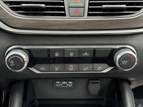 Used 2023 Nissan Altima 2.5 SV image 11