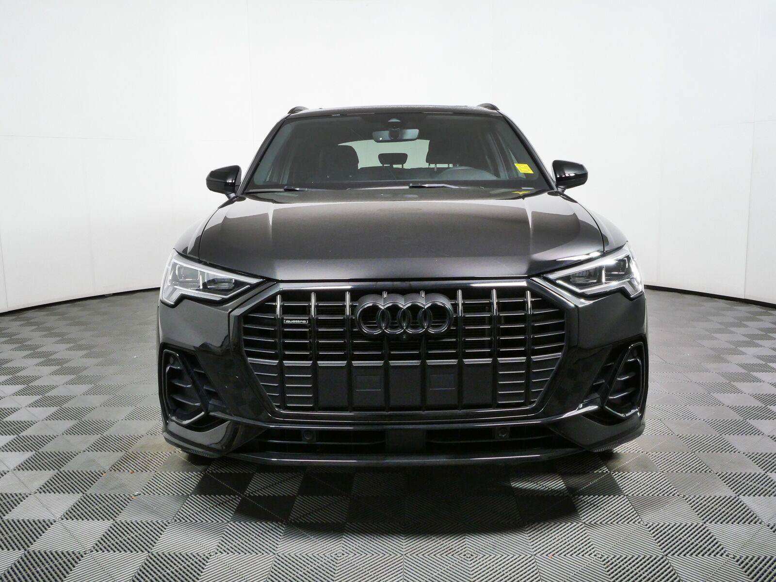 Used 2024 Audi Q3 2.0T Premium Plus AWD/4WD image 34