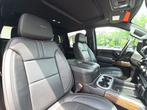 Used 2020 Chevrolet Silverado 2500 High Country w/ Z71 Off-Road Package AWD/4WD image 20