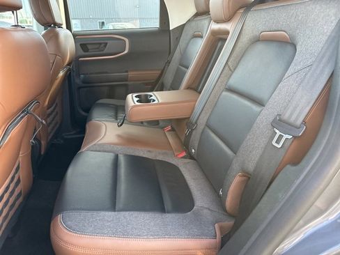 Used 2021 Ford Bronco Sport Outer Banks image 5