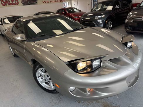 Used 2000 Pontiac Firebird Coupe image 1