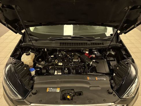 Used 2019 Ford Edge Titanium w/ Equipment Group 301A AWD/4WD image 12