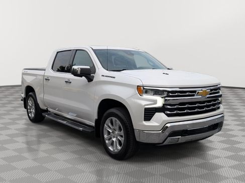 Used 2023 Chevrolet Silverado 1500 LTZ w/ LTZ Premium Package AWD/4WD image 7