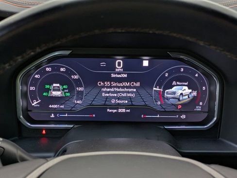 Used 2022 GMC Sierra 1500 AT4 w/ AT4 Premium Package image 27