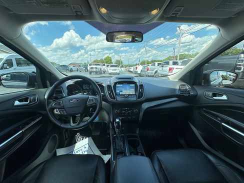 Used 2018 Ford Escape SEL FWD image 10