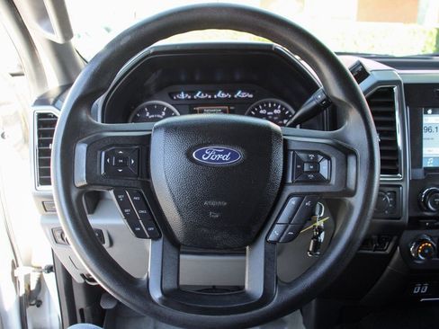 Used 2017 Ford F250 XLT w/ XLT Premium Package image 22