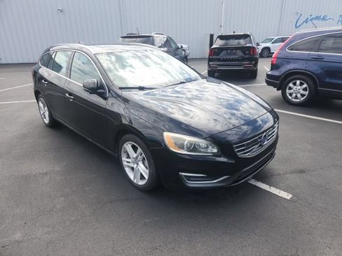 Used 2015 Volvo V60 T5 Platinum w/ Climate Package AWD/4WD image 1