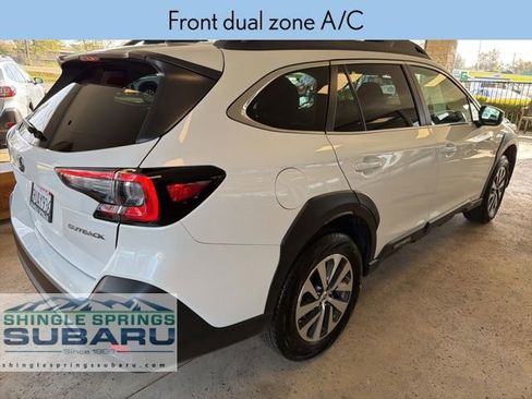 Certified 2025 Subaru Outback Premium image 5