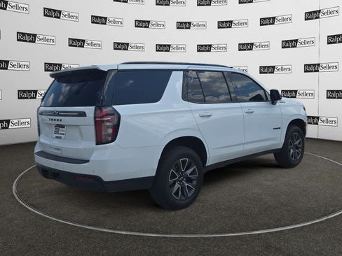 Used 2023 Chevrolet Tahoe Z71 w/ Luxury Package AWD/4WD image 6