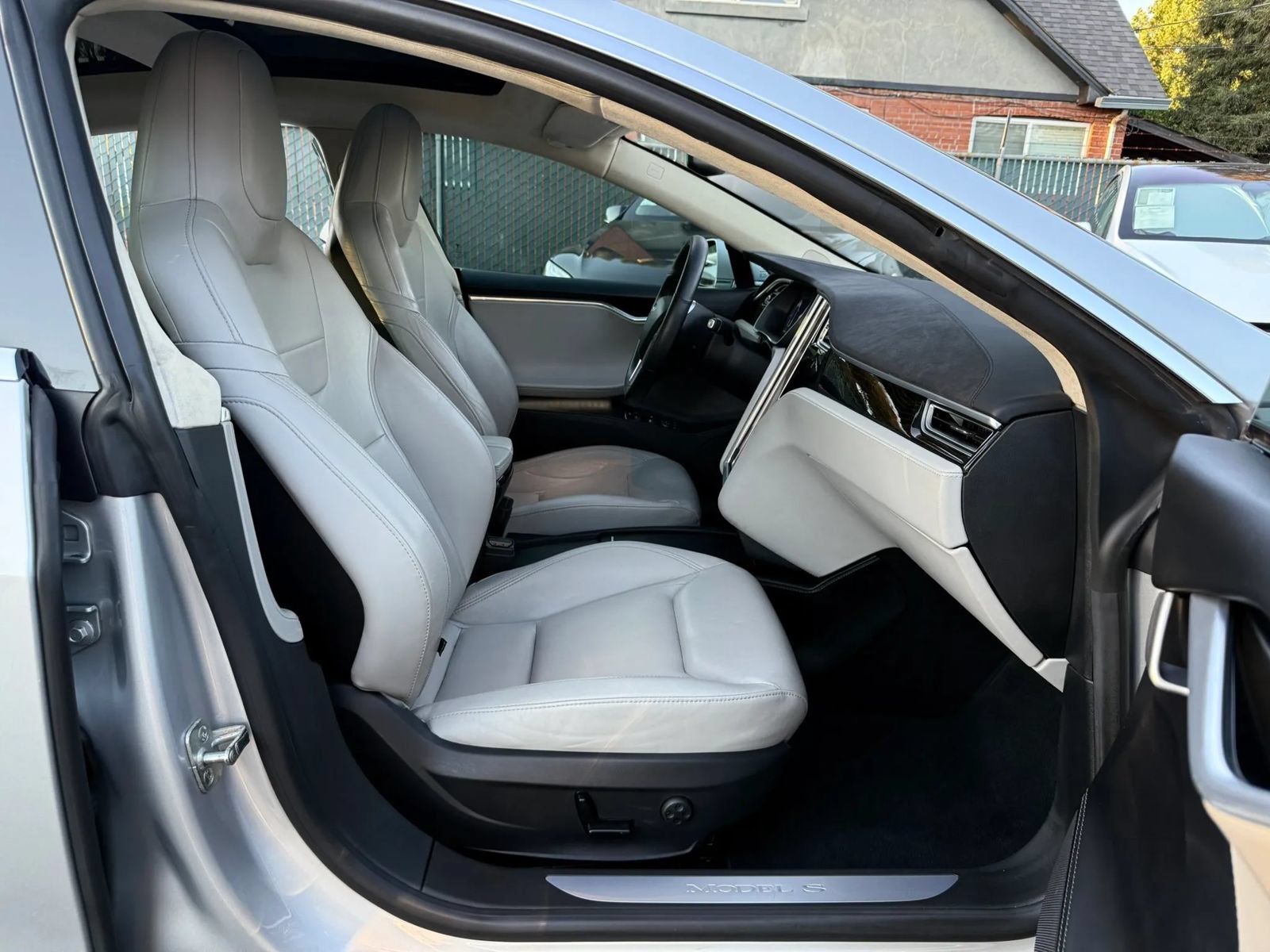 Used 2016 Tesla Model S 90D AWD/4WD image 10