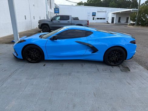 Used 2023 Chevrolet Corvette Stingray Premium Cpe w/ 3LT RWD image 3