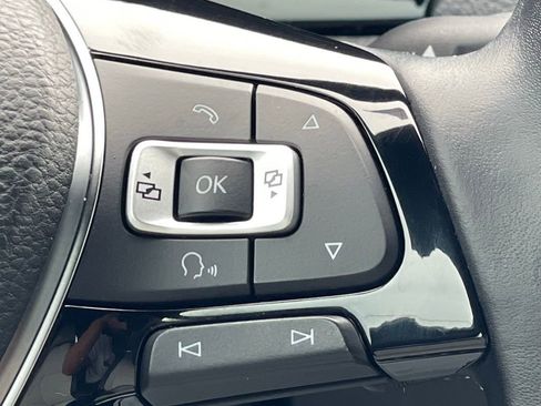 Used 2016 Volkswagen Jetta Sport FWD image 22