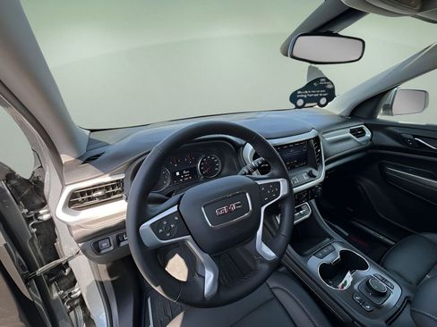 Certified 2023 GMC Acadia SLT w/ Trailering Package image 10