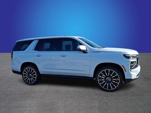 New 2026 Chevrolet Tahoe High Country AWD/4WD image 3