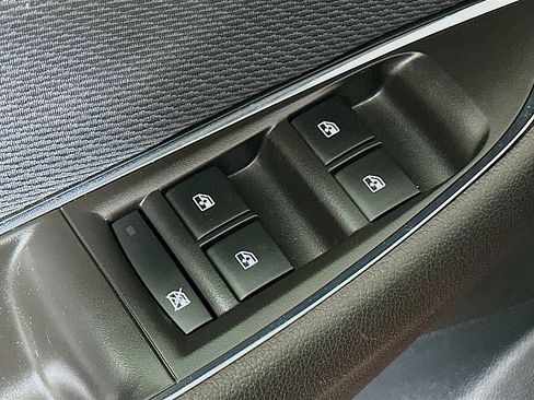 Used 2019 Chevrolet Cruze LT image 18