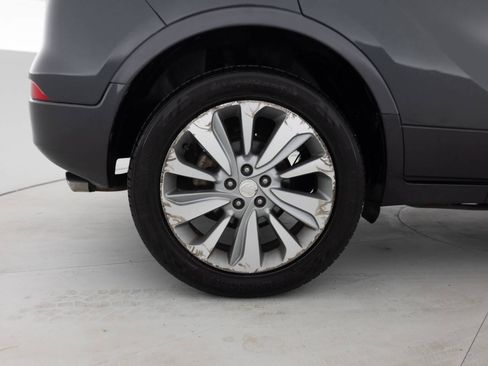 Used 2018 Buick Encore Preferred FWD image 19