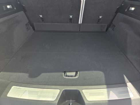 New 2025 Cadillac Lyriq Luxury image 22