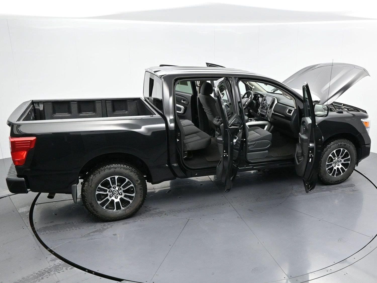 Used 2020 Nissan Titan SV w/ SV Convenience Package AWD/4WD image 41
