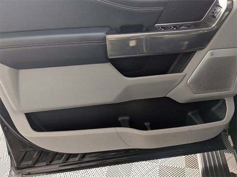Used 2021 Ford F150 Limited image 10