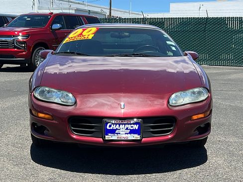 Used 2000 Chevrolet Camaro LT w/ Preferred Equipment Group 1 RWD image 2