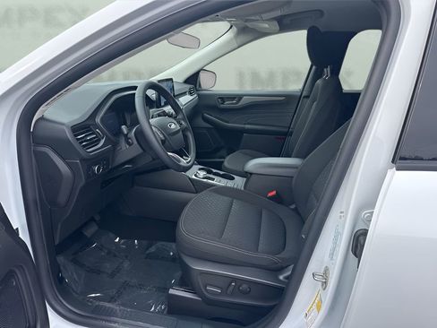 Used 2024 Ford Escape Active image 9