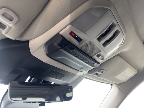 Used 2024 Subaru Ascent Touring image 78