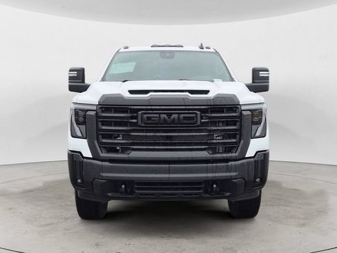 Used 2025 GMC Sierra 3500 SLE AWD/4WD image 2