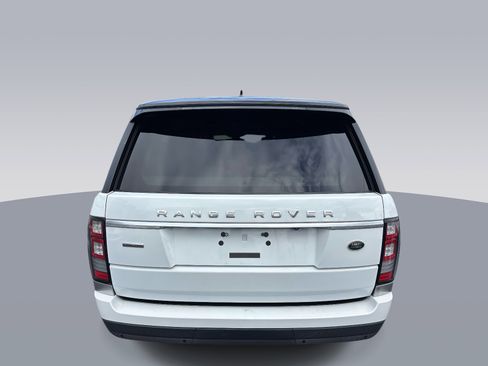 Used 2015 Land Rover Range Rover Supercharged image 3
