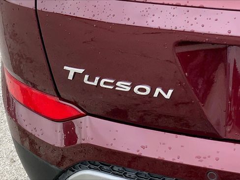 Used 2018 Hyundai Tucson Value w/ Cargo Package FWD image 10
