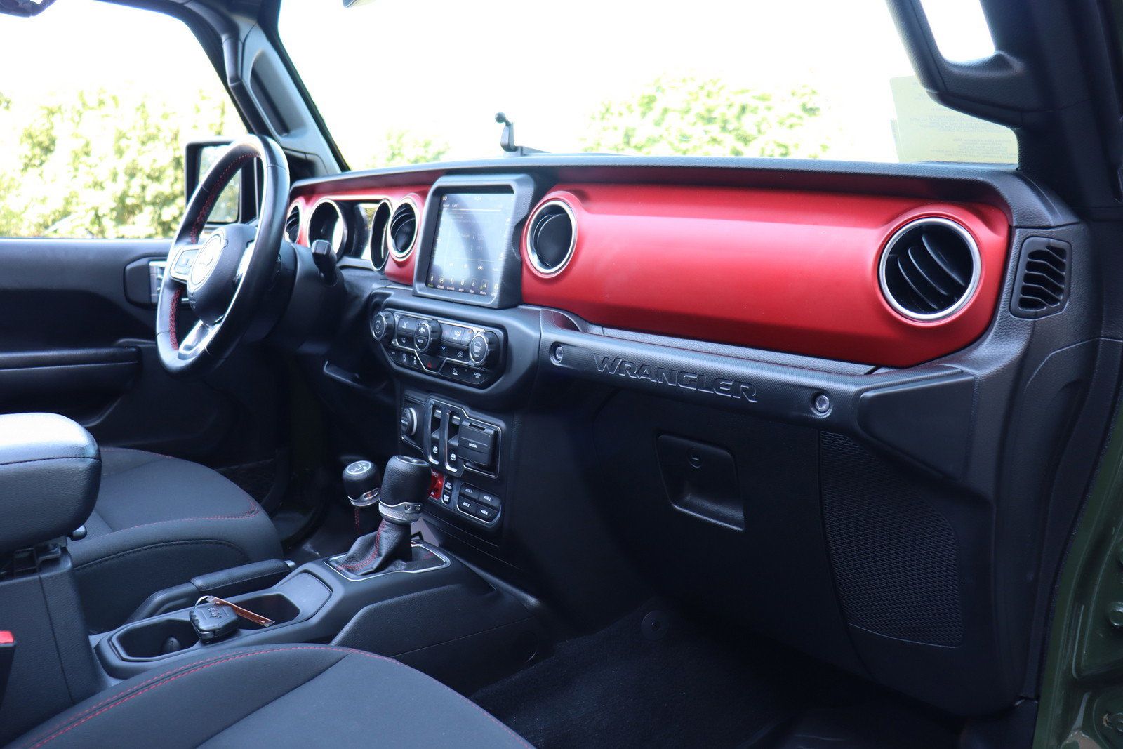 Used 2021 Jeep Wrangler Rubicon AWD/4WD image 16