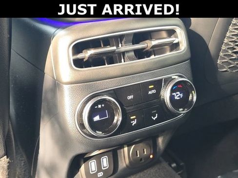 Used 2024 Genesis GV70 2.5T w/ Sport Prestige Package AWD/4WD image 11