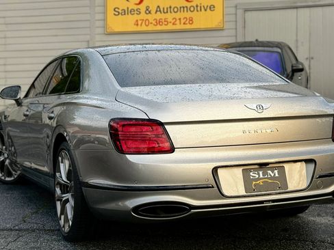 Used 2024 Bentley Flying Spur W12 image 20