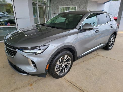 Used 2023 Buick Envision Essence image 15