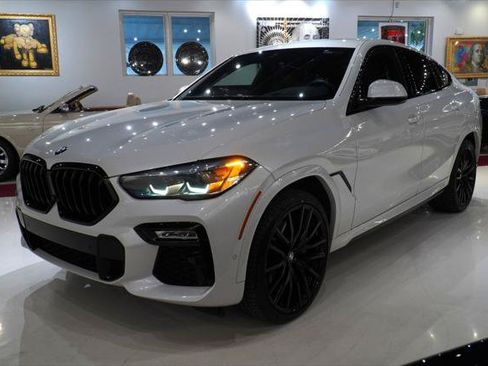 Used 2021 BMW X6 sDrive40i w/ M Sport Package RWD image 3
