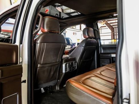 Used 2018 Ford F250 King Ranch w/ King Ranch Ultimate Package AWD/4WD image 37