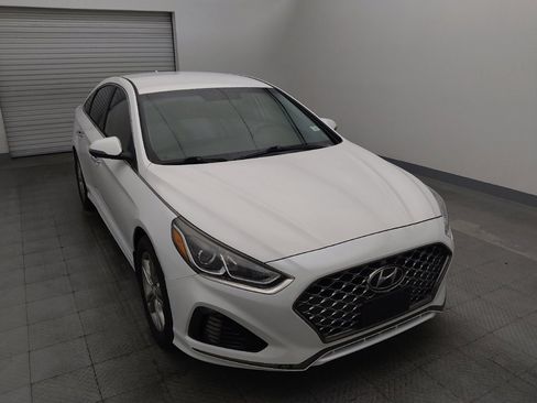Used 2019 Hyundai Sonata SEL FWD image 14