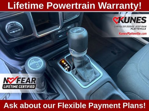 Used 2022 Jeep Wrangler Unlimited Sport AWD/4WD image 32