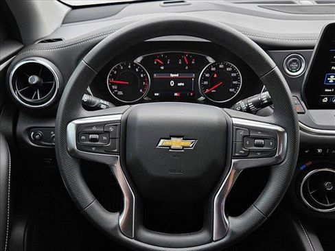 New 2025 Chevrolet Blazer LT w/ Driver Confidence Package image 12