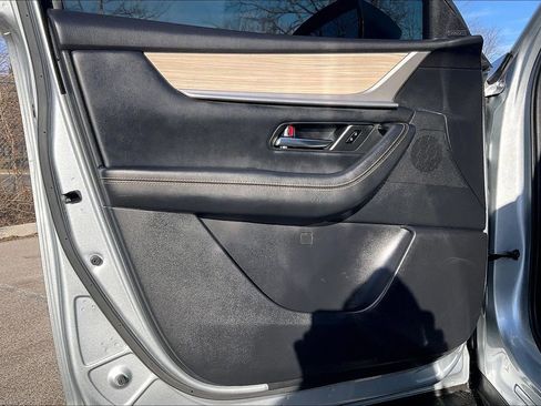 Certified 2024 MAZDA CX-90 3.3 Turbo w/ Premium Package image 23