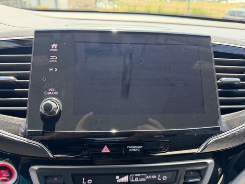 Used 2019 Honda Pilot Touring image 26