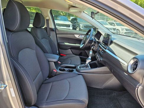 Used 2024 Kia Forte LXS image 18