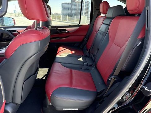 Used 2024 Lexus LX 600 F Sport image 23