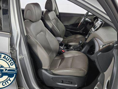 Used 2019 Hyundai Santa Fe XL AWD/4WD image 38