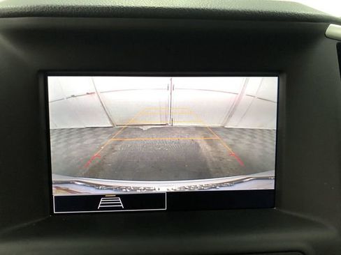 Used 2024 GMC Terrain SLE w/ Driver Convenience Package FWD image 21