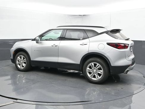 Used 2019 Chevrolet Blazer LT FWD image 9
