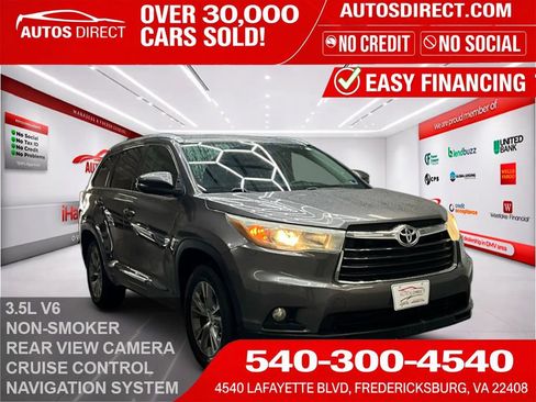 Used 2015 Toyota Highlander XLE image 1